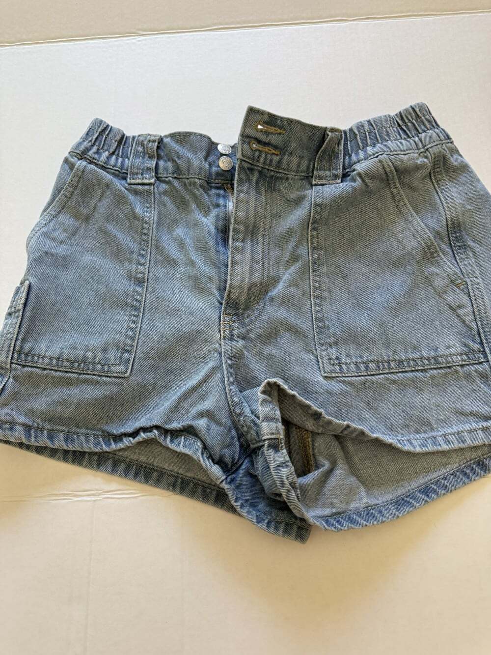Simple Society Womens 7/28 Denim Shorts High Rise Paperbag Utility Light Wash
